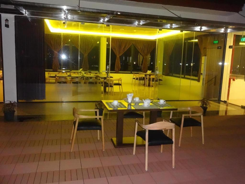 Virati Hotel Yangon Eksteriør bilde