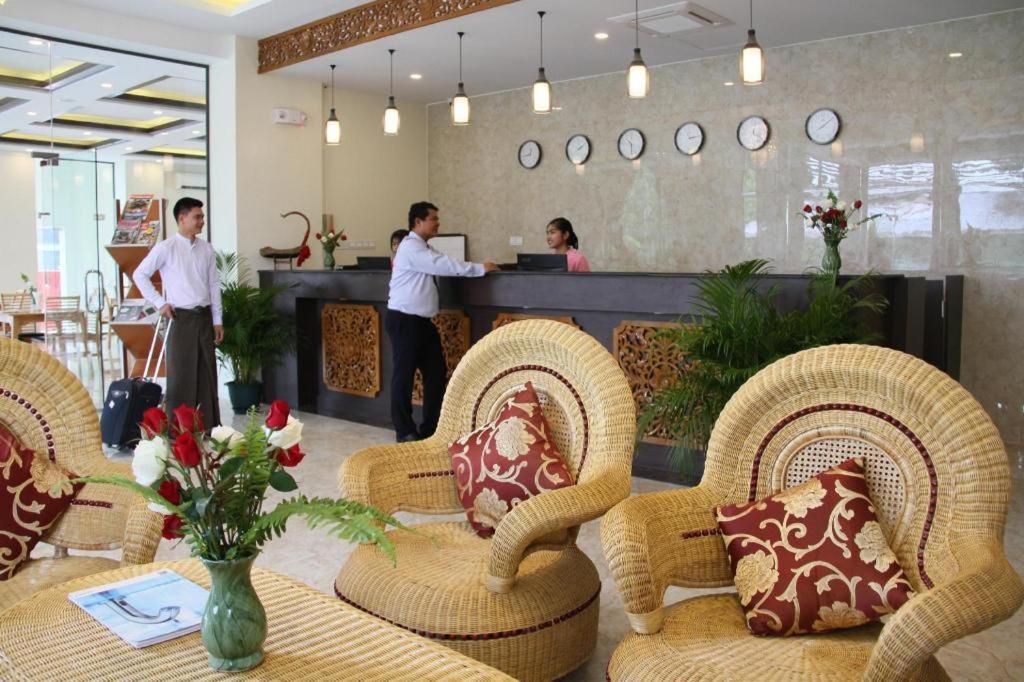 Virati Hotel Yangon Eksteriør bilde