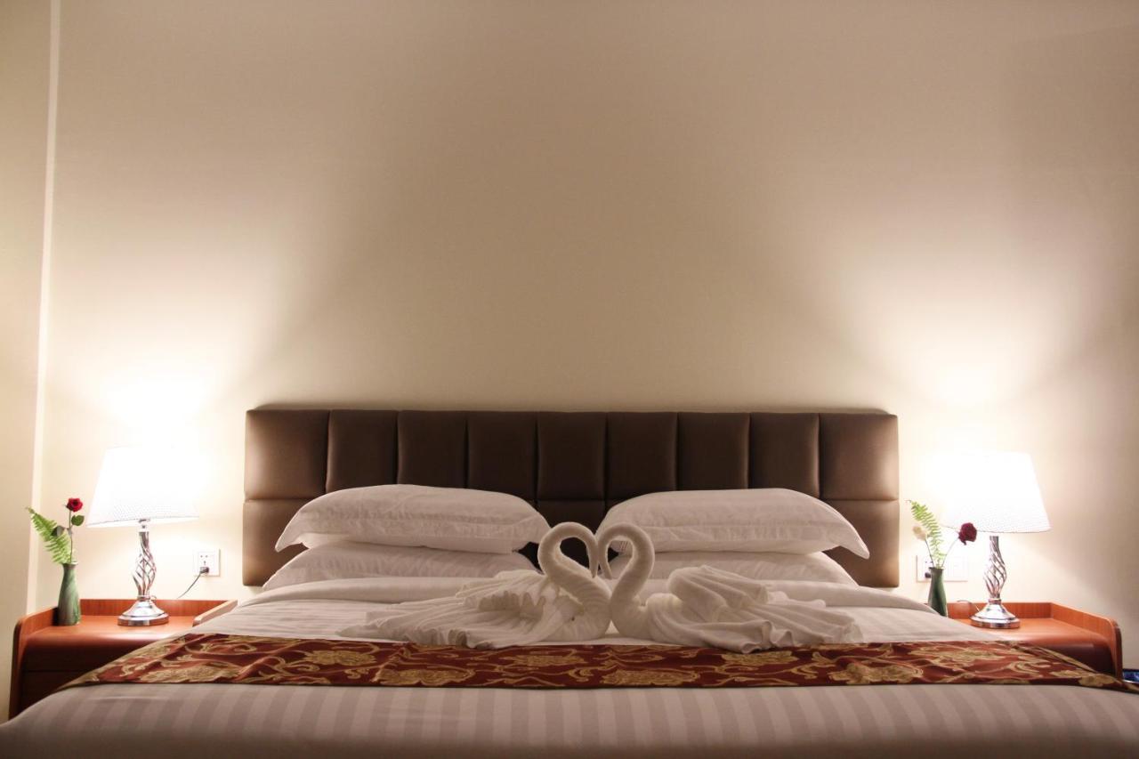 Virati Hotel Yangon Eksteriør bilde