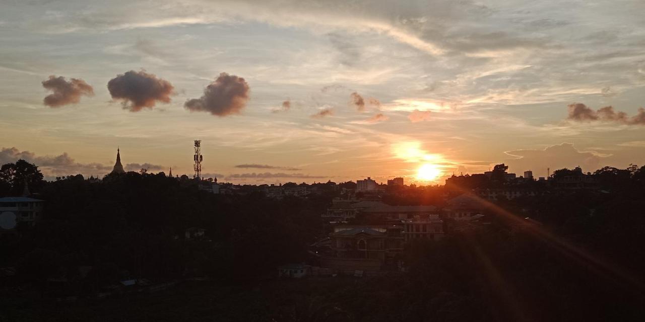 Virati Hotel Yangon Eksteriør bilde