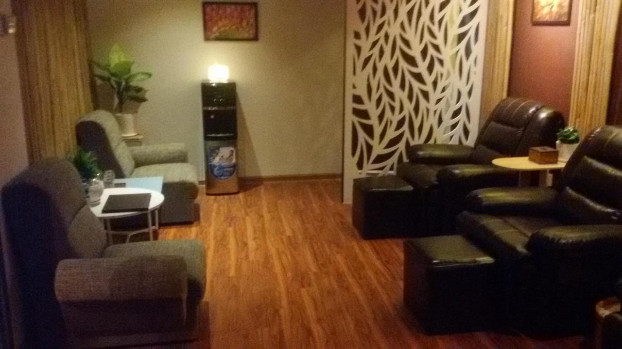 Virati Hotel Yangon Eksteriør bilde