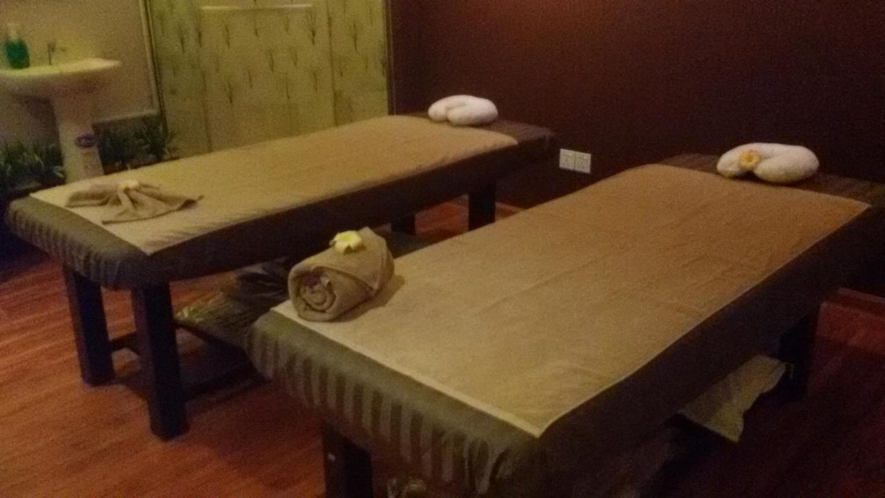 Virati Hotel Yangon Eksteriør bilde